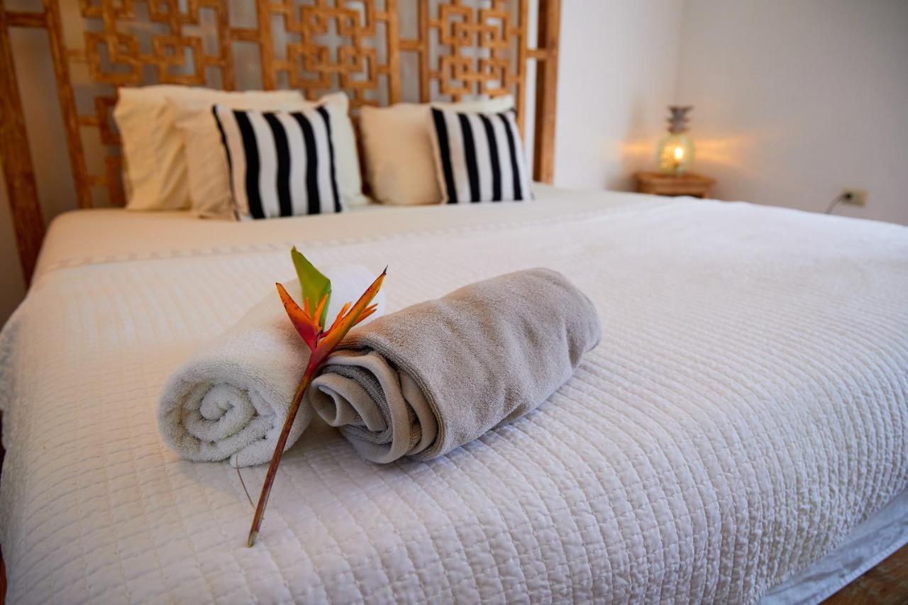 הוילה Pineapple House Manzanillo מראה חיצוני תמונה