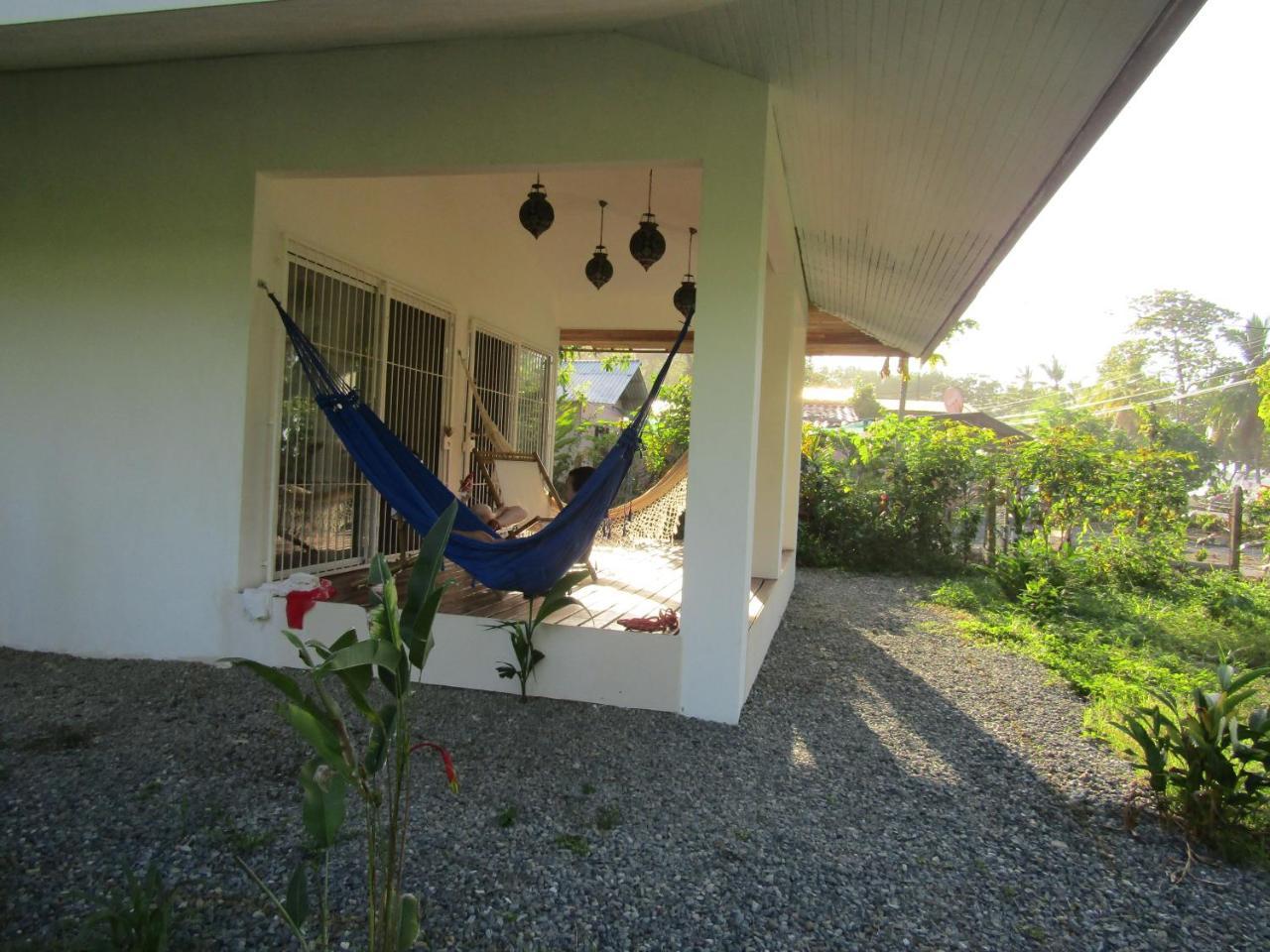 הוילה Pineapple House Manzanillo מראה חיצוני תמונה