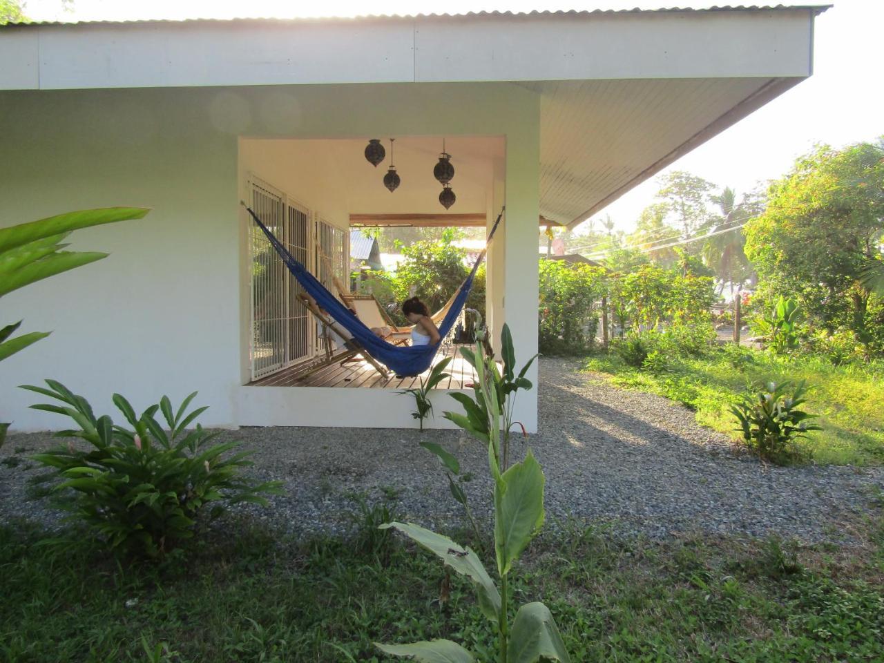 הוילה Pineapple House Manzanillo מראה חיצוני תמונה